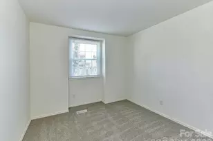 8322 Knights Bridge Rd, Charlotte, NC 28210 - Photo 29