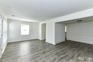 8322 Knights Bridge Rd, Charlotte, NC 28210 - Photo 11