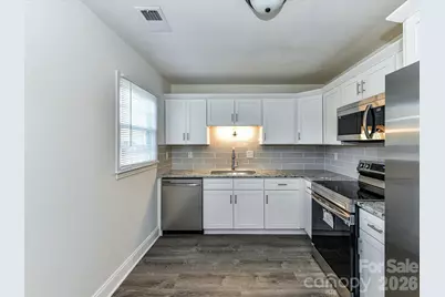 8322 Knights Bridge Road, Charlotte, NC 28210 - Photo 17