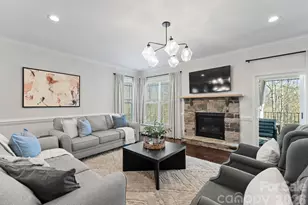 18812 Avery Park Dr, Cornelius, NC 28031 - Photo 3