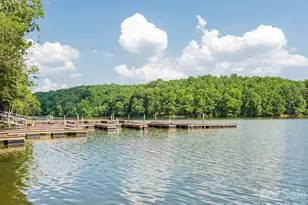 8156 Merryvale Ln, Charlotte, NC 28214 - Photo 33