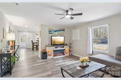 4531 Springs Road, Conover, NC 28613 - Photo 5