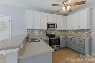 12240 Fullerton Ct, Charlotte, NC 28214 - Photo 15