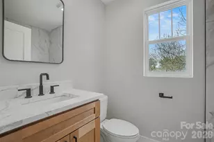 2903 Clyde Dr NE, Charlotte, NC 28108 - Photo 11