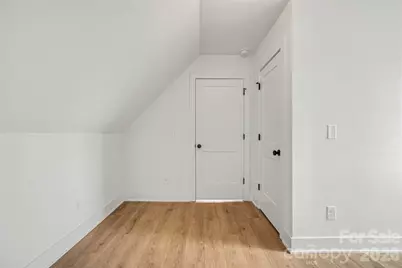 2905 Clyde Drive NE, Charlotte, NC 28208 - Photo 9