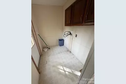 218 Hawkins Drive W, Marion, NC 28752 - Photo 5