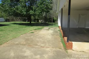 1330 Davis Rd, Lincolnton, NC 28092 - Photo 23