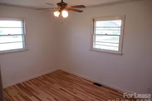 1330 Davis Rd, Lincolnton, NC 28092 - Photo 17