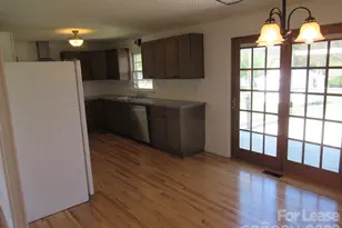 1330 Davis Rd, Lincolnton, NC 28092 - Photo 9