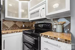 208 S 1st Ave, Maiden, NC 28650 - Photo 13