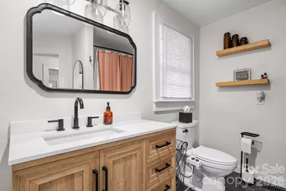 208 S 1st Avenue, Maiden, NC 28650 - Photo 15