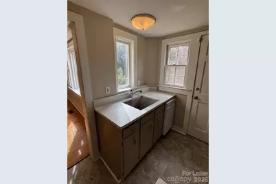 85 Pennwood Lane, Hendersonville, NC 28739 - Photo 13