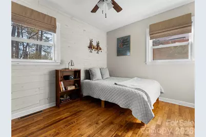 625 Lenox Place, Hendersonville, NC 28739 - Photo 15