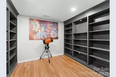 625 Lenox Place, Hendersonville, NC 28739 - Photo 27