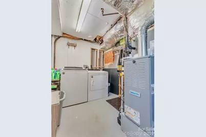 625 Lenox Place, Hendersonville, NC 28739 - Photo 43