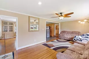 345 S Magnolia St, Mooresville, NC 28115 - Photo 3