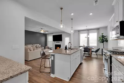 6409 Alanbrook Road, Charlotte, NC 28215 - Photo 7