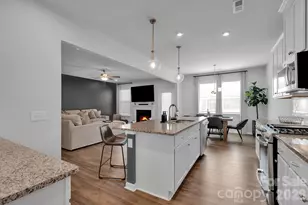 6409 Alanbrook Rd, Charlotte, NC 28215 - Photo 7