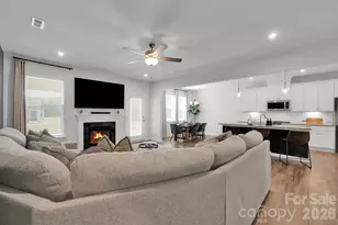 6409 Alanbrook Rd, Charlotte, NC 28215 - Photo 15