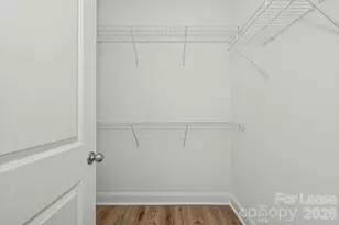 1018 Fairway Green Ln, Charlotte, NC 28216 - Photo 17