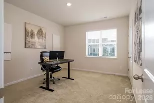 8156 Merryvale Ln, Charlotte, NC 28214 - Photo 25