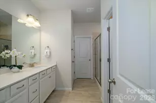 8156 Merryvale Ln, Charlotte, NC 28214 - Photo 17