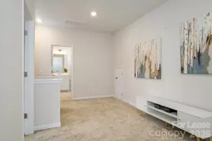 8156 Merryvale Ln, Charlotte, NC 28214 - Photo 19