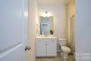 8156 Merryvale Ln, Charlotte, NC 28214 - Photo 23