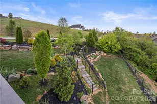 28 Gracie Ln, Weaverville, NC 28787 - Photo 15