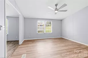 248 Mulberry Park Rd, North Wilkesboro, NC 28659 - Photo 17