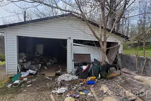 1114 Regal Pl NW, Lenoir, NC 28645 - Photo 3