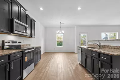 9104 Maidenhair Court, Charlotte, NC 28215 - Photo 13