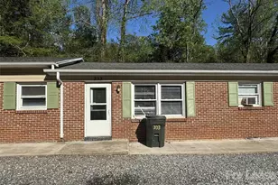 333 Laurel St, Hudson, NC 28638 - Photo 1