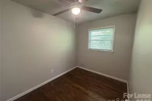 333 Laurel St, Hudson, NC 28638 - Photo 5