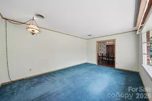 140 28th Ave Dr NW, Hickory, NC 28601 - Photo 9