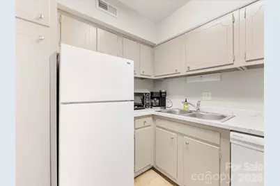 2616 Park Road #B, Charlotte, NC 28209 - Photo 13