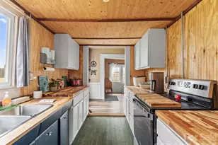 138 Robert Phillips Rd, Bakersville, NC 28705 - Photo 13