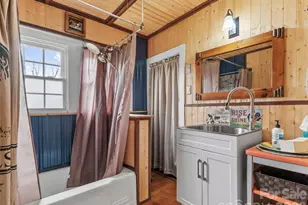 138 Robert Phillips Rd, Bakersville, NC 28705 - Photo 15