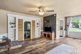 138 Robert Phillips Rd, Bakersville, NC 28705 - Photo 7