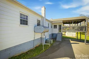 3560 Hartland Rd, Morganton, NC 28655 - Photo 5