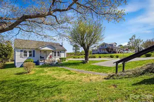 3560 Hartland Rd, Morganton, NC 28655 - Photo 3