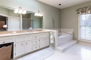 7045 Erin Ct, Charlotte, NC 28210 - Photo 19