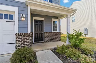 2801 Oldfield Dr, Monroe, NC 28110 - Photo 3