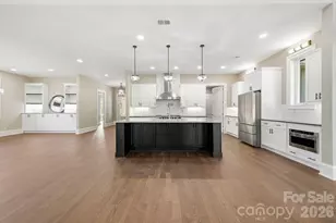 246 Northview Dr, Hendersonville, NC 28791 - Photo 7