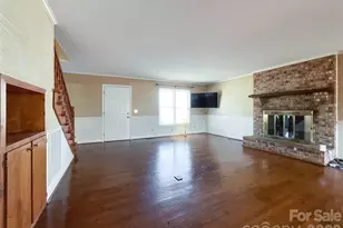 819 Triple Creek Rd, Mount Croghan, SC 29727 - Photo 11