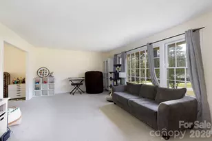 300 Carlisle Ave, Winnsboro, SC 29180 - Photo 11