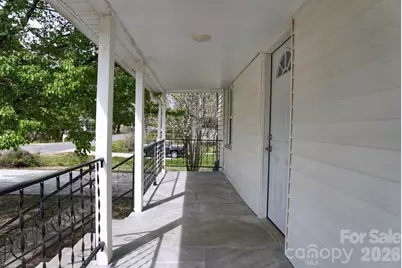 415 E Georgia Avenue, Bessemer City, NC 28016 - Photo 3