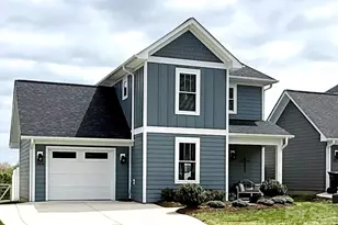 2636 2nd St NE, Hickory, NC 28601 - Photo 1