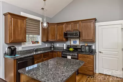 37 Creekside View Drive, Asheville, NC 28804 - Photo 13