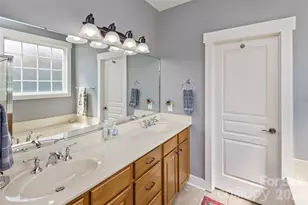 37 Creekside View Dr, Asheville, NC 28804 - Photo 19